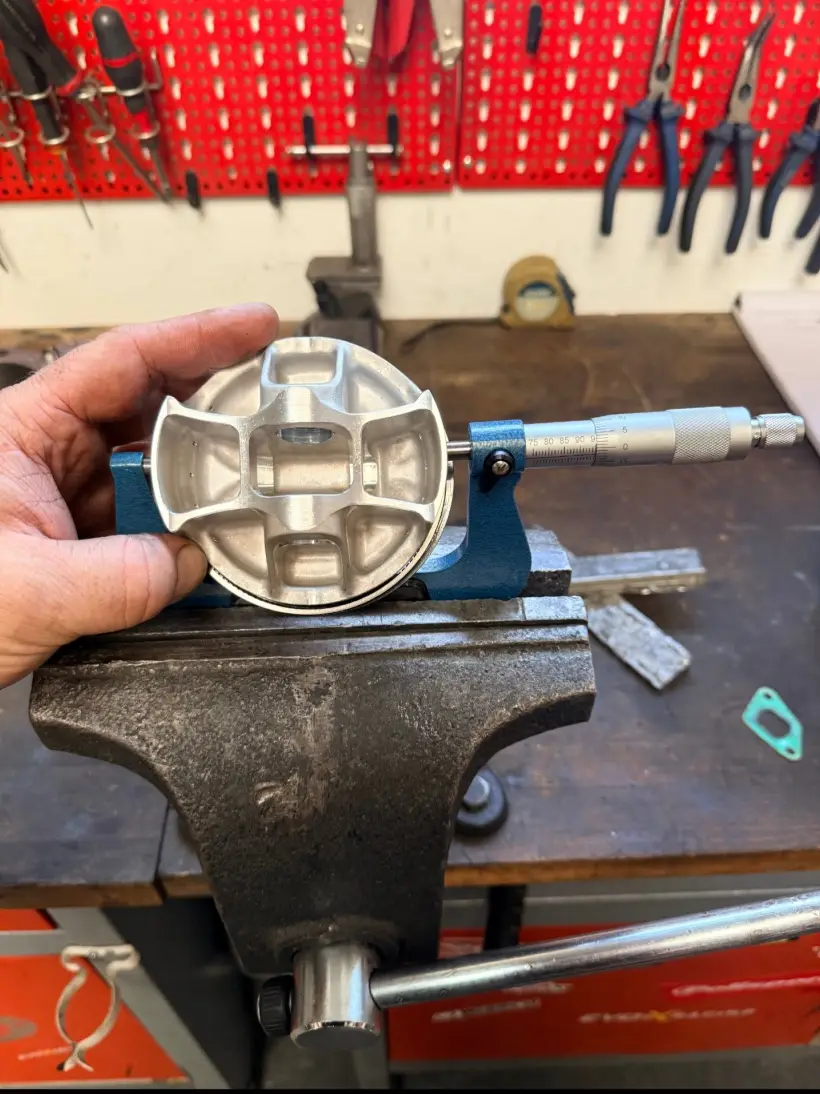 Castellet Moto Entretien Moto Toulon Screenshot 20251202 123228 Messages 1